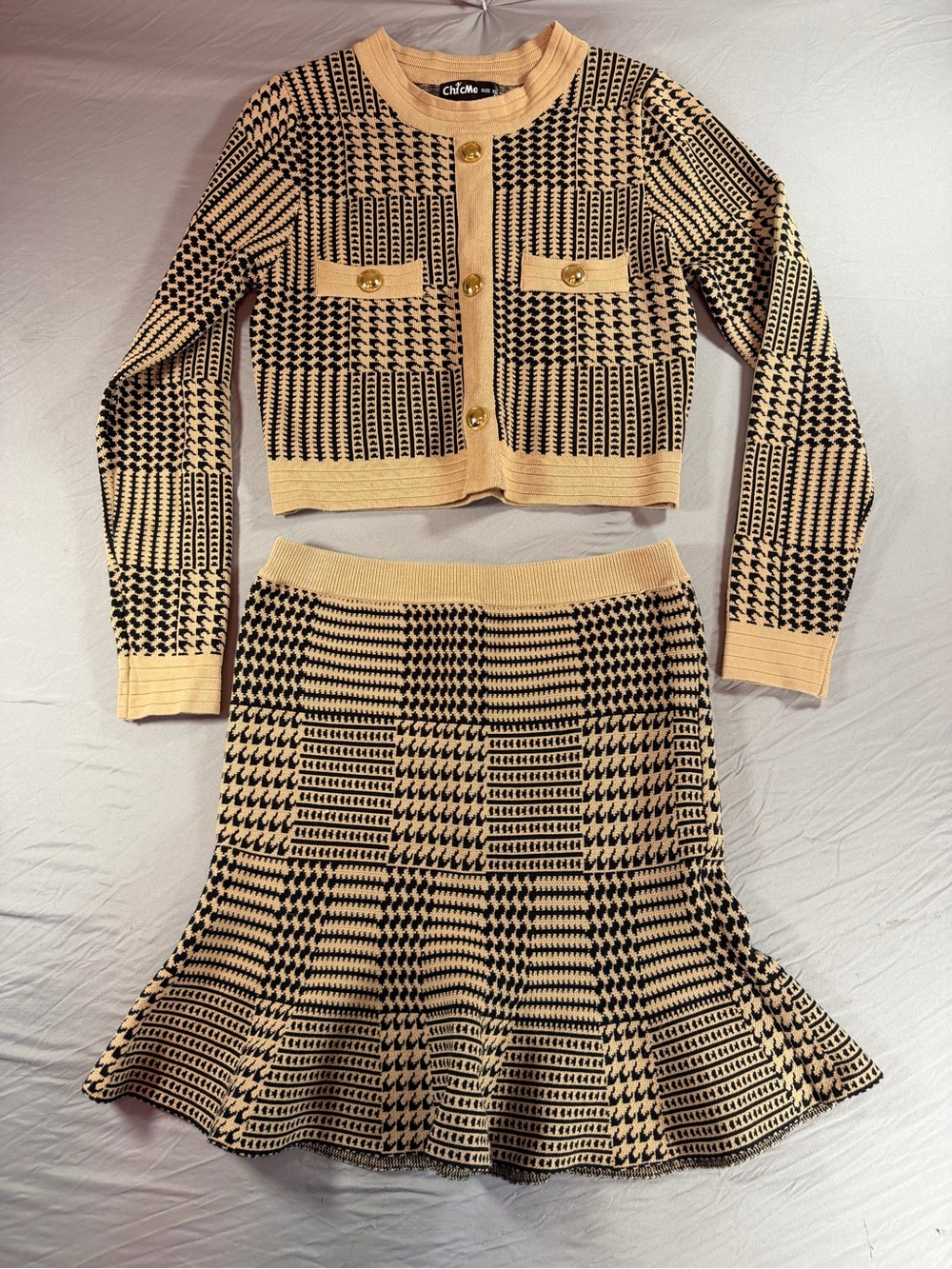CHICME 2pc Knit Cardigan & Skirt Set XL Beige Black Houndstooth Buttons
